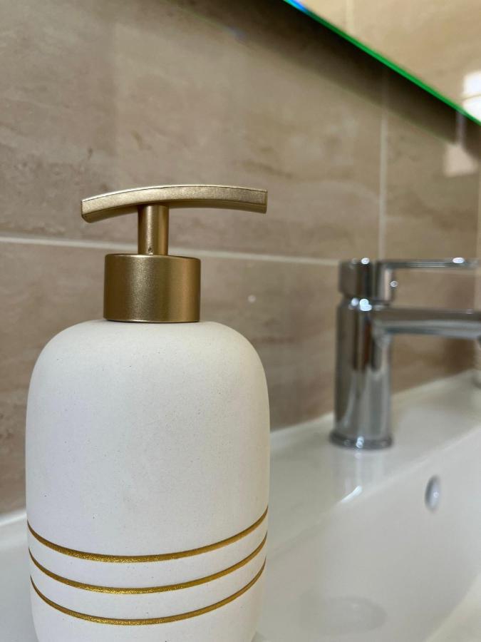 Estupendo Apartamento En Estacion-Centro, Wifi, Agua Por Osmosis Cartagena Kültér fotó